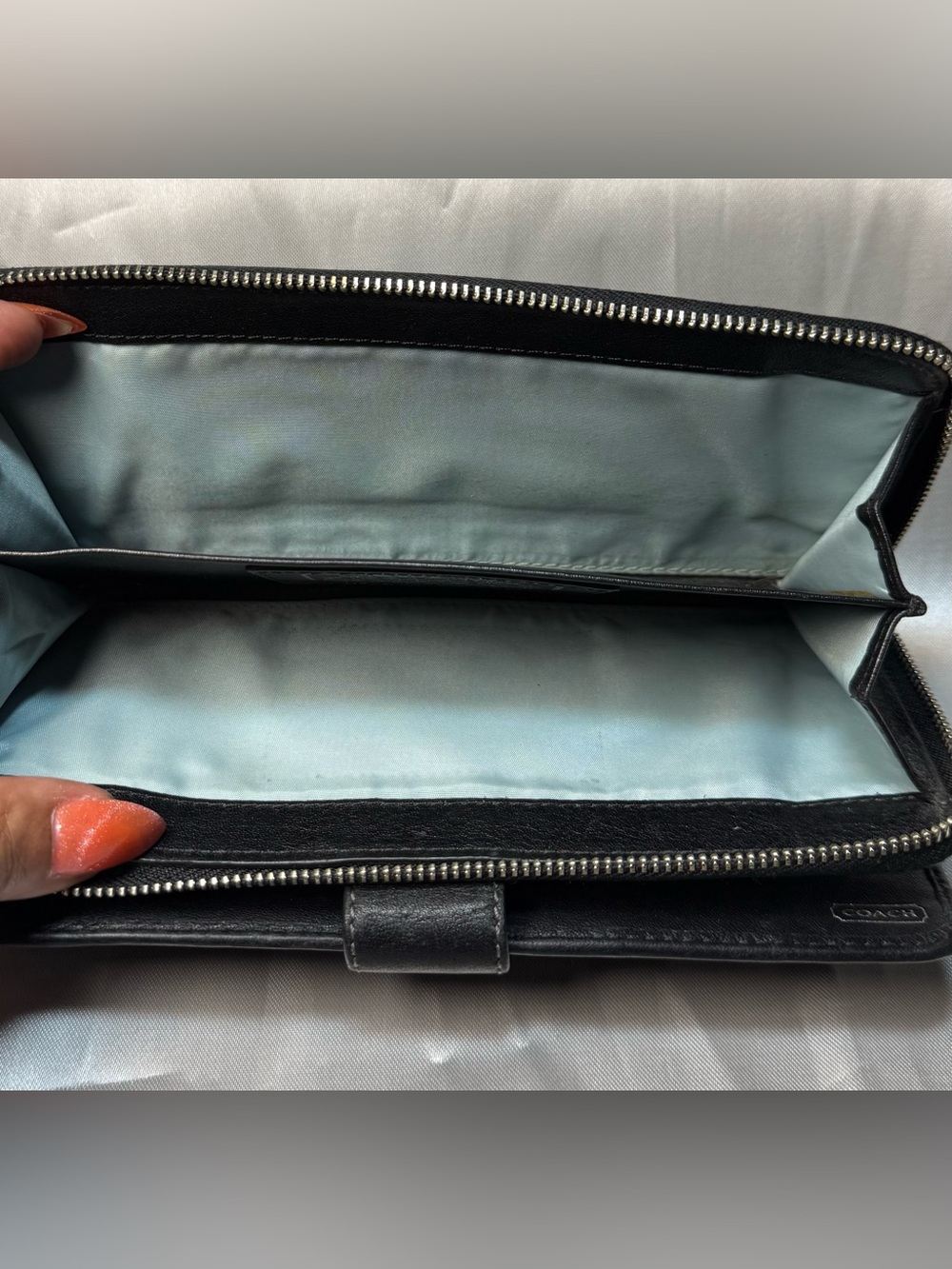 Coach Vintage (2008) Black Legacy/Signature Canvas Studded Wallet 🔥🔥 - Picture 6 of 8